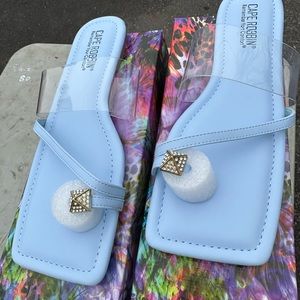 Women’s sandals